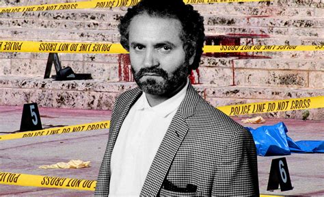 who killed versace|why was gianni versace assassinated.